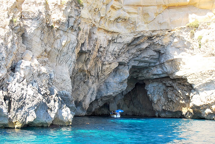 Blue Grotto, Италия