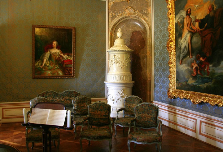 Esterhazy Palace-f-zsoolt