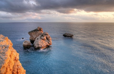 Bay of Aphrodite-f-Polis Poliviou