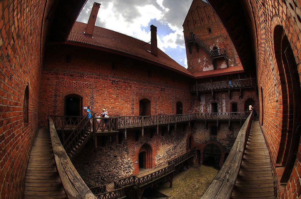 Тракайский Замок Фото Внутри
