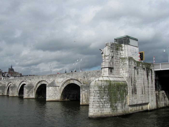 Мост святого Сервация в Маастрихте, фото Martin