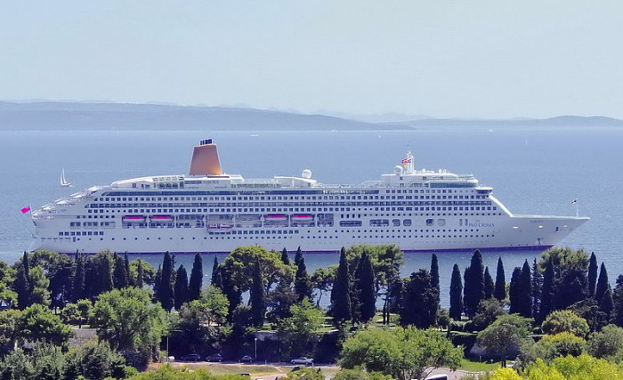 В хорватский Сплит часто заходят круизные лайнеры, фото Ivan T.