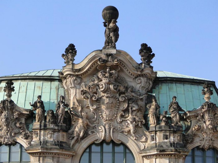 Скульптурные изыски Дрездена, фото Paulae