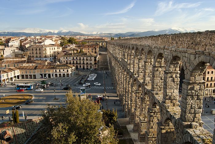 Акведук Сеговии, фото Mariano Villalba