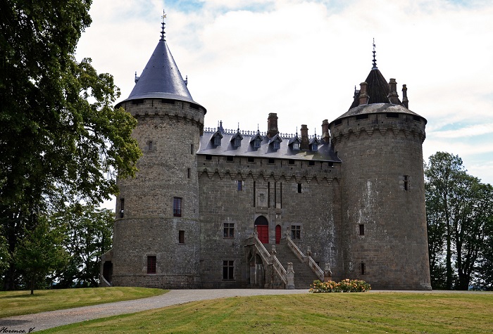 Замок Шатобриан, Франция