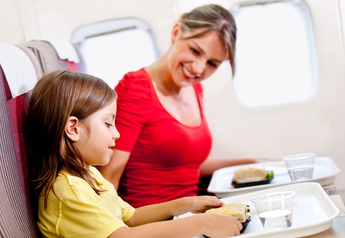 Сопровождение ребенка в самолете